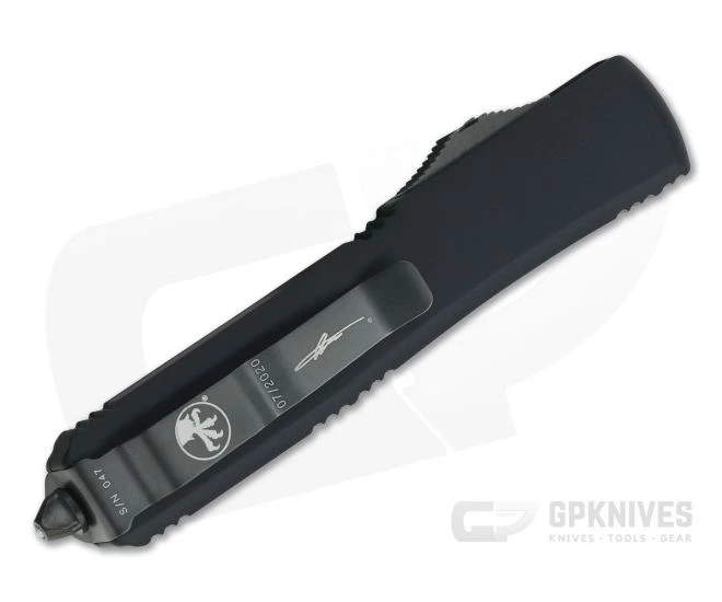 Microtech Ultratech Spartan Signature Carbon Fiber Top DLC 204P Double Edge OTF Automatic Knife 223-1DLCTCFS 2 Microtech Ultratech Spartan Signature Carbon Fiber Top DLC 204P Double Edge OTF Automatic Knife 223-1DLCTCFS - Image 2