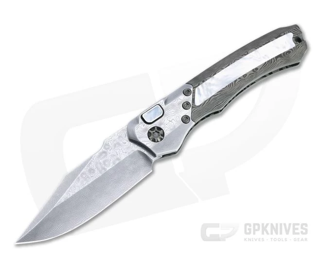 Heretic Custom Wraith Auto Vegas Forge Damascus Bowie Pearl and Fat Carbon Automatic 4725 1 Heretic Custom Wraith Auto Vegas Forge Damascus Bowie Pearl and Fat Carbon Automatic 4725